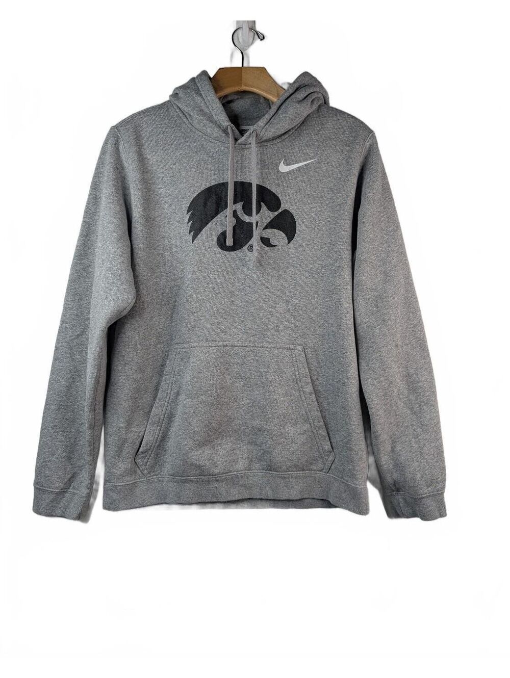 Nike Iowa Hawkeyes Primary Logo Pullover Hoodie in Dark Grey Heather Size S